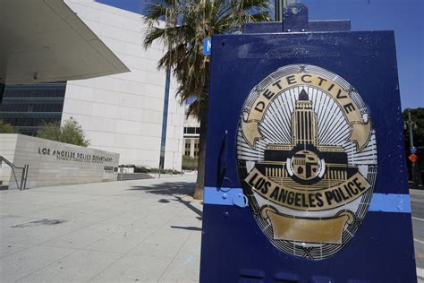 labpmd lisnet|Los Angeles will pay $300,000 to settle a lawsuit against journalist .